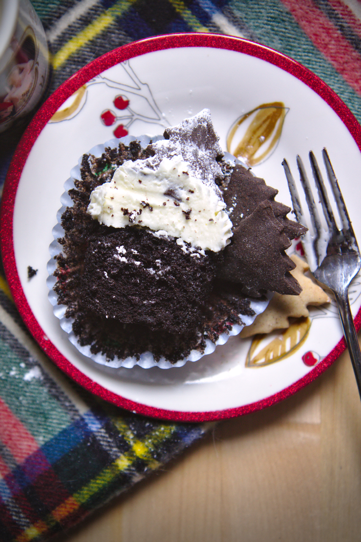 Chocolate and Peppermint Cupcakes | La Pêche Fraîche