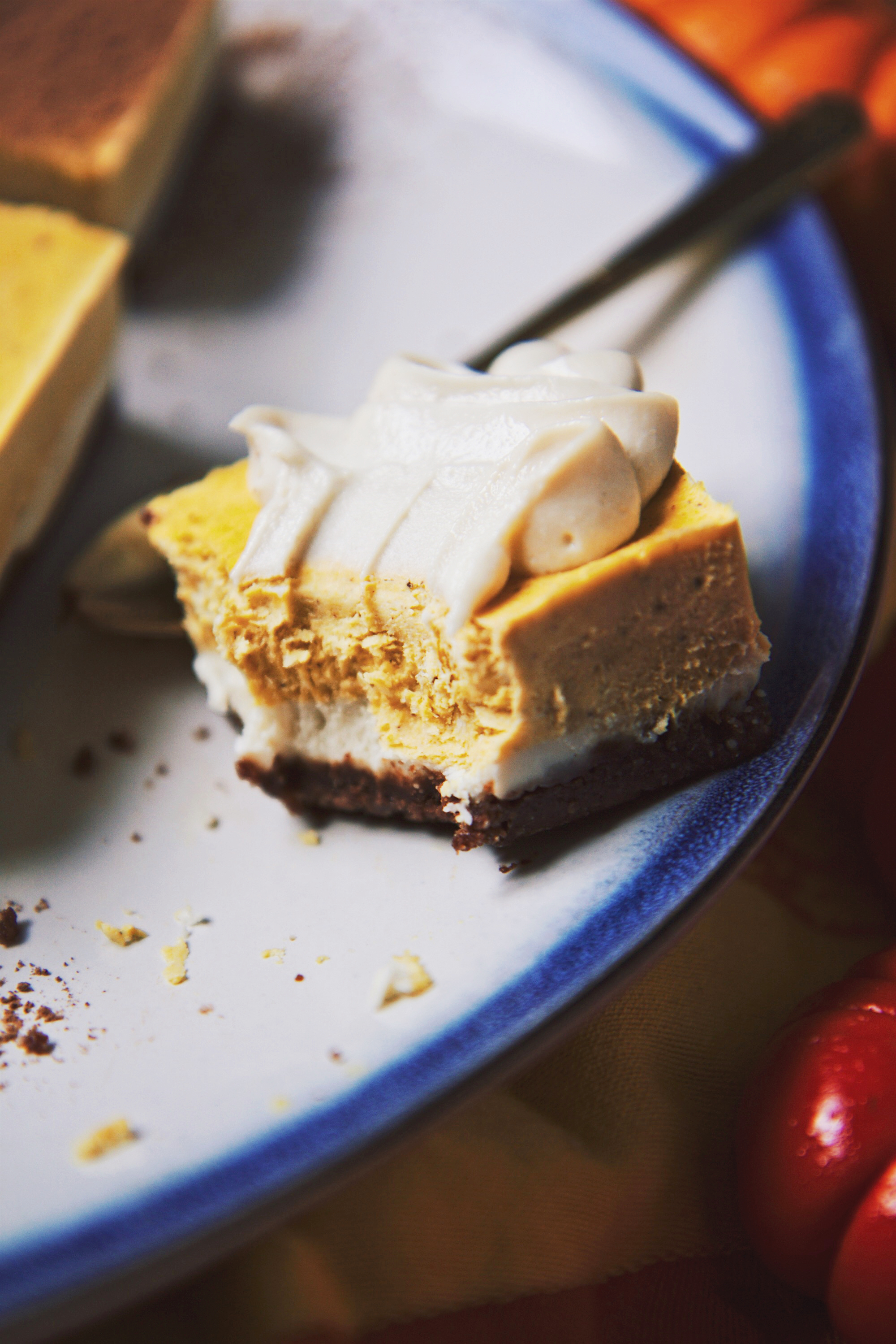 Raw Vegan Pumpkin Cheesecake | La Pêche Fraîche