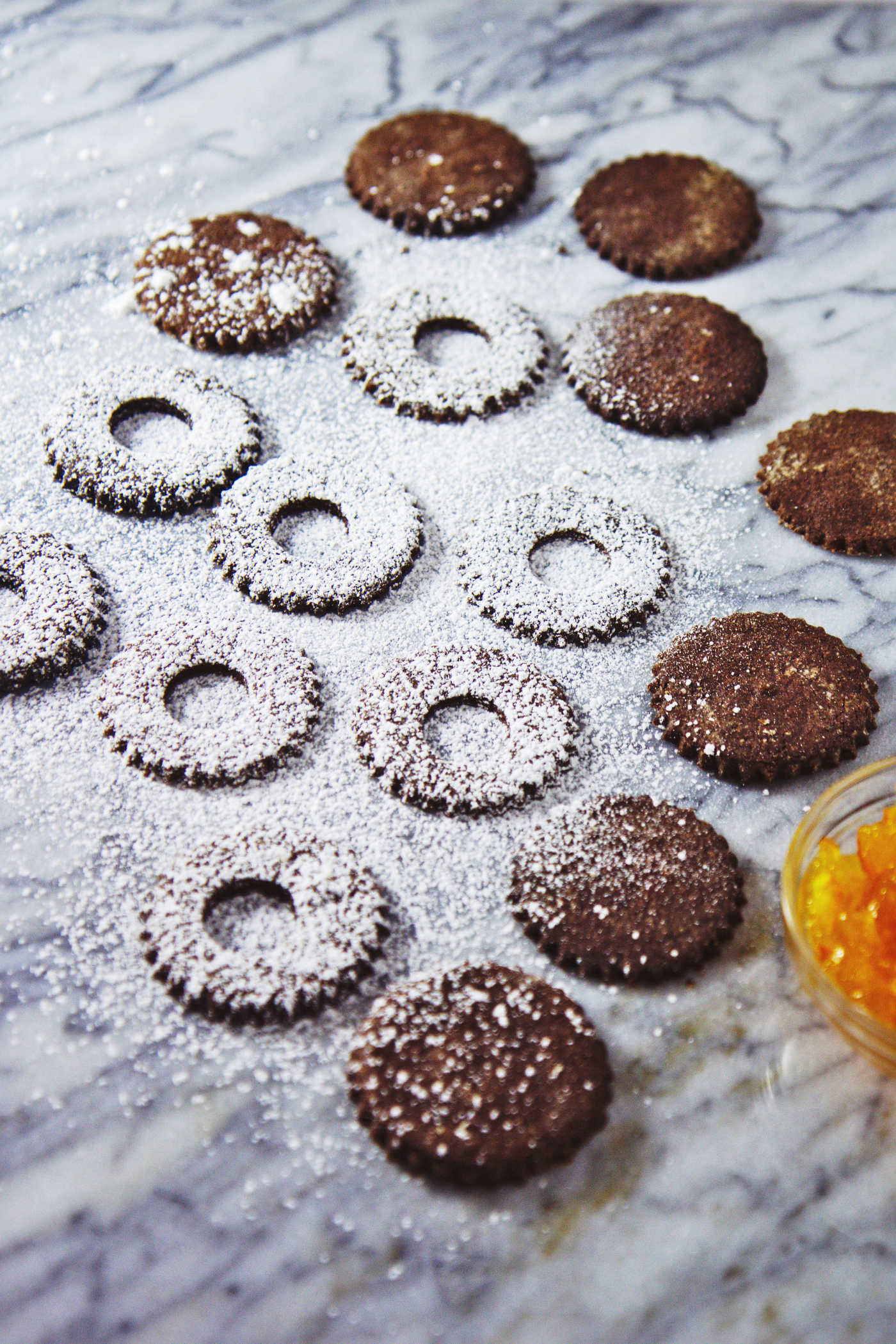 Chocolate Orange Linzer Cookies | La Pêche Fraîche