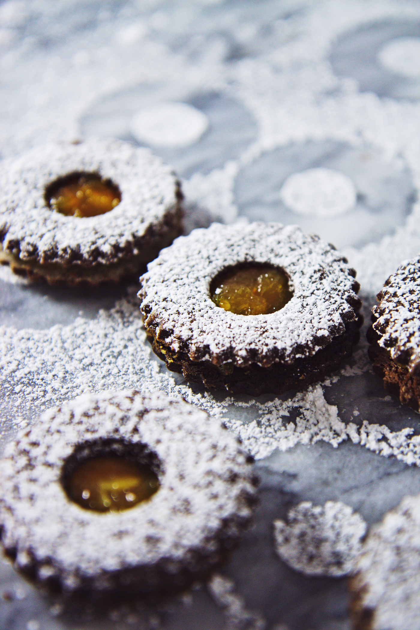 Chocolate Orange Linzer Cookies | La Pêche Fraîche