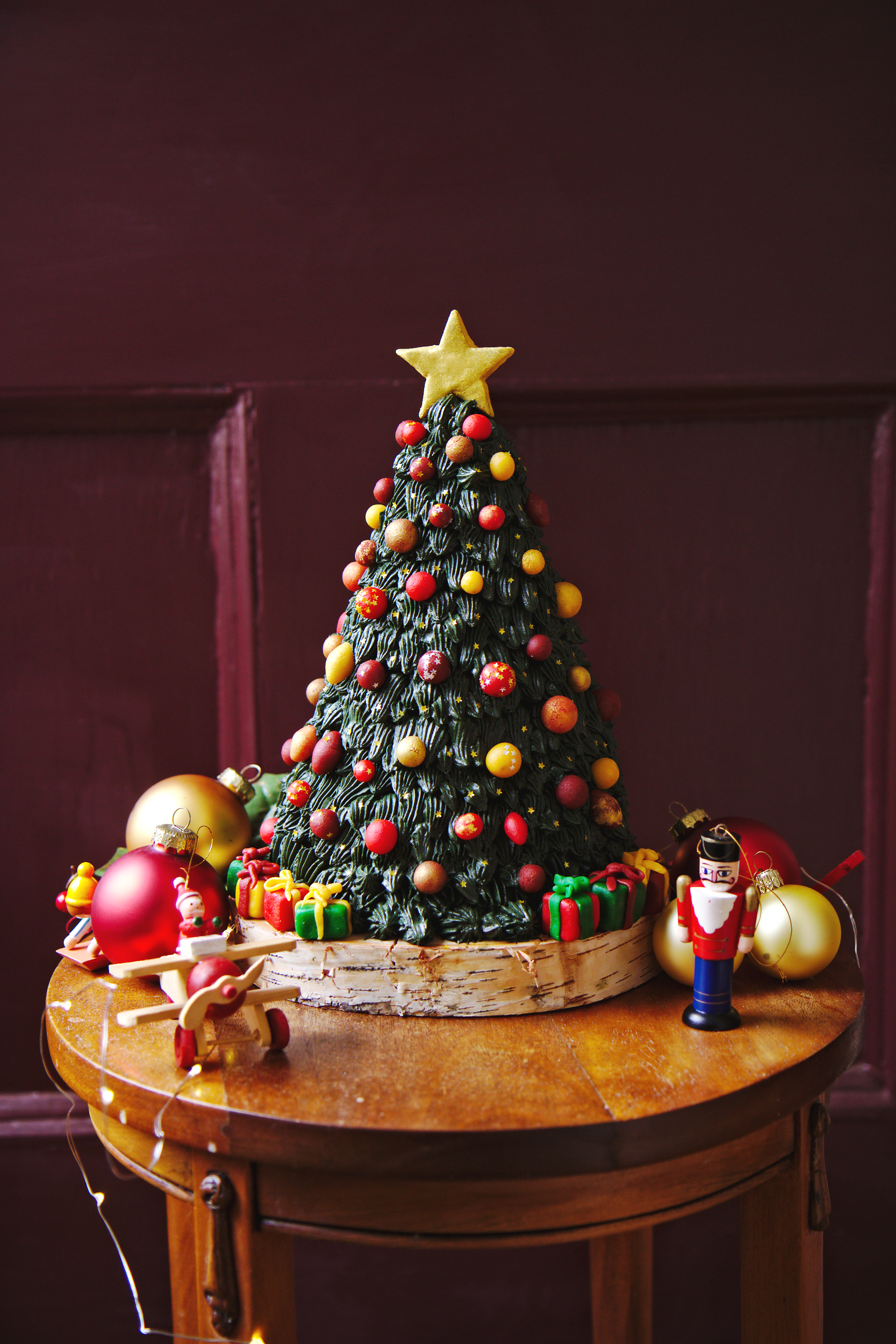 Christmas Tree Cake | La Pêche Fraîche